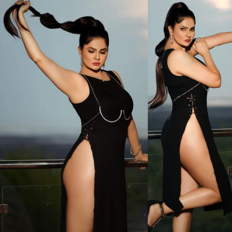 Abha Paul Surprise Stripping Topless