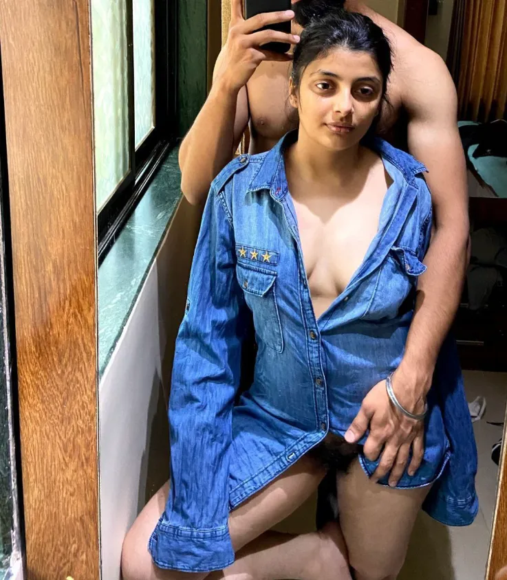Horny Girl Malini Nude Show Having