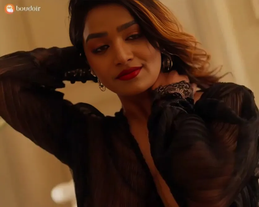 Lavanya Manickam Topless Video