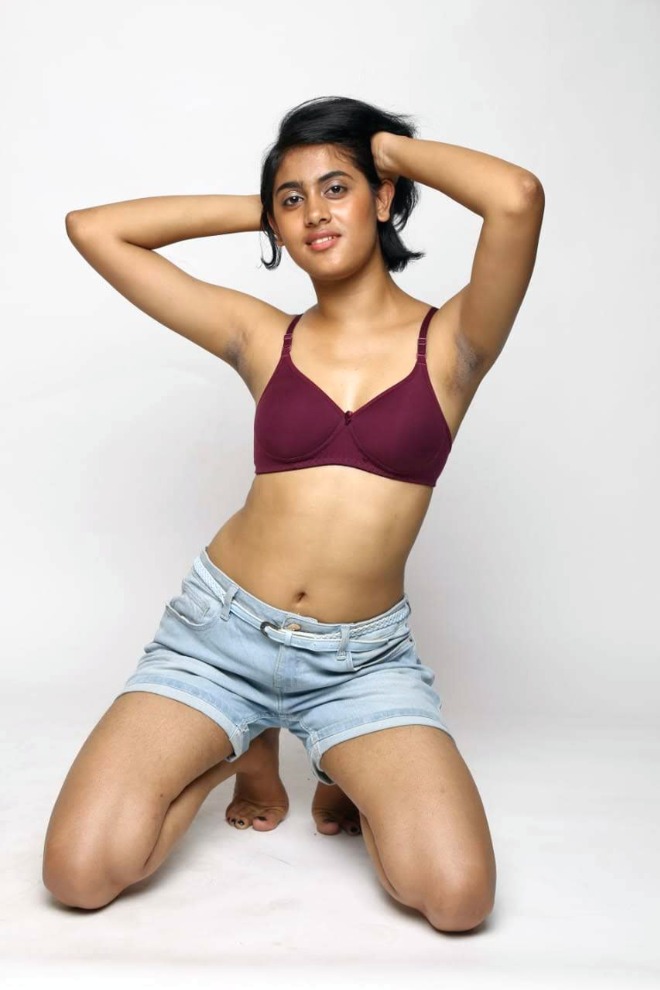 Cute Girl Nude Pics Self Captured for Lover Leaks