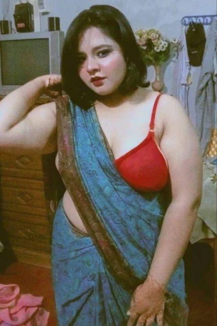 Horny Chubby GF All Alia Pic Update