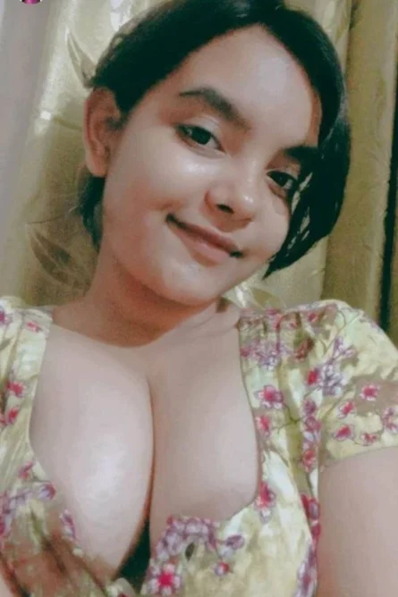 Stunning Insta Influencer Leaked Nudes