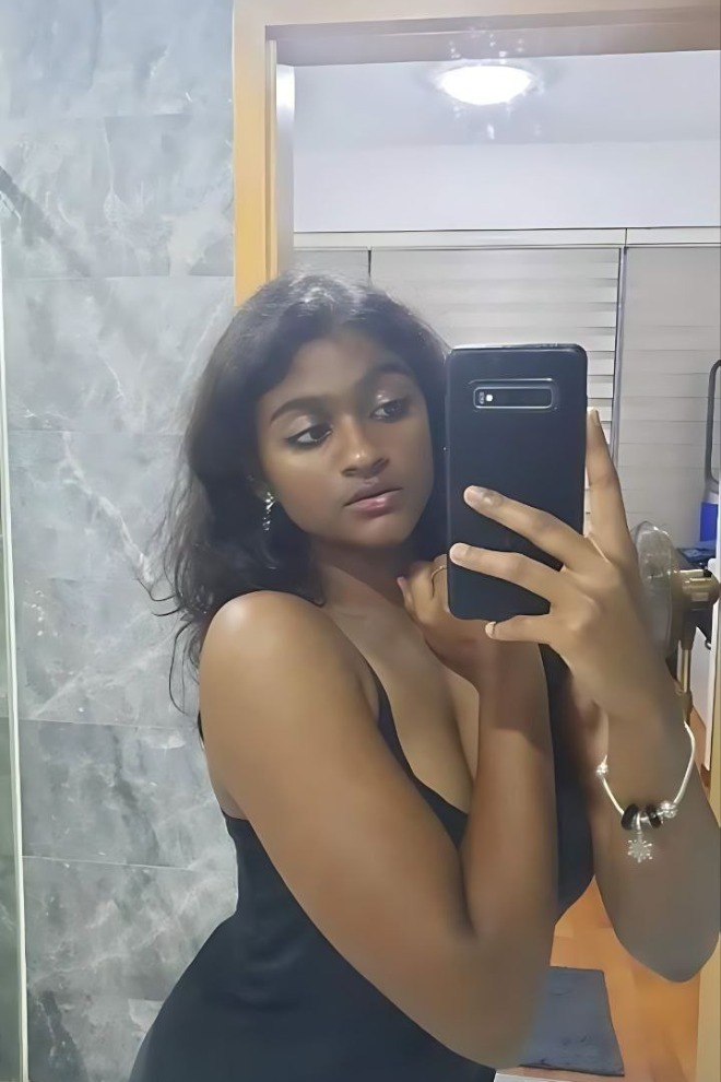 Brown Sexy Tamil Girl Some Nude Photo Solura