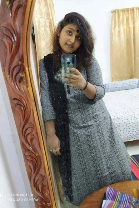 Indian Sexy Beautiful Painter Full Nude