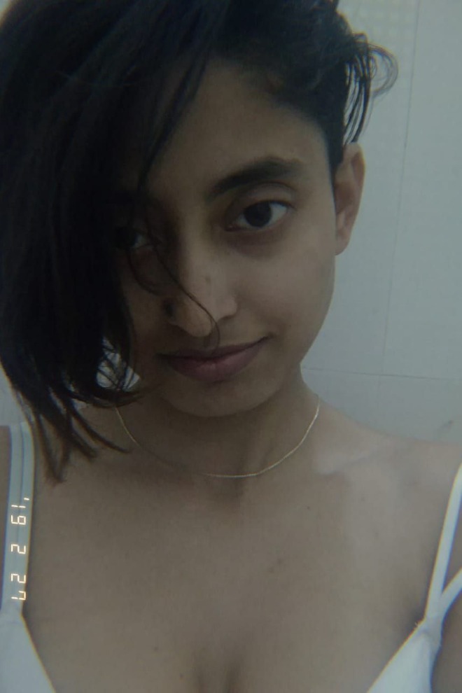 But Sexy Slim Girl Nude Photo