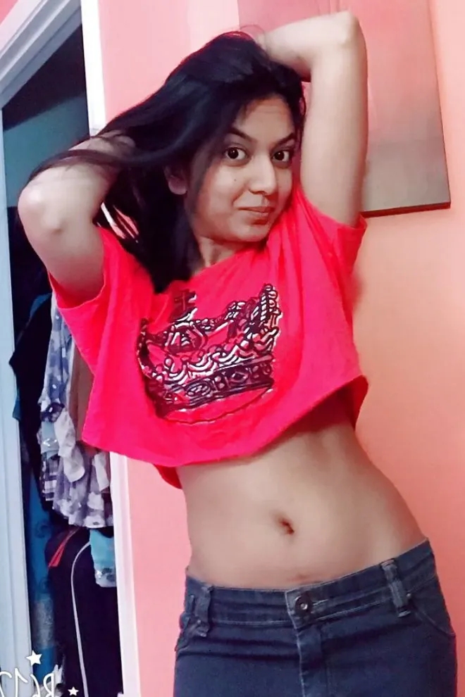 Desi Indian Hot Girl Cute Nude Pics