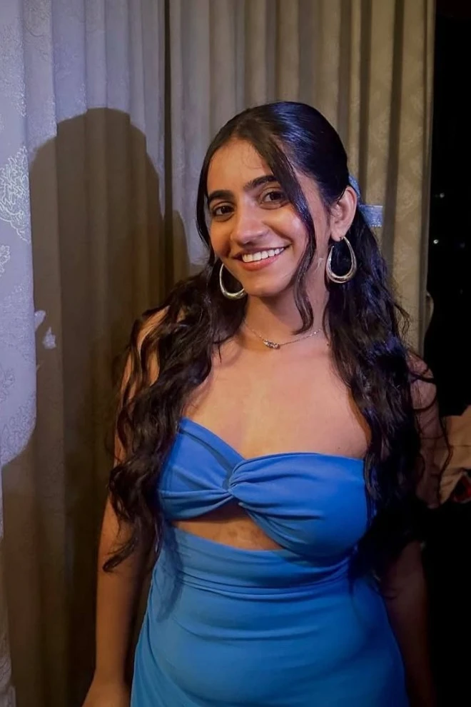 Beautiful Sexy Hot Babe Showing Teasing