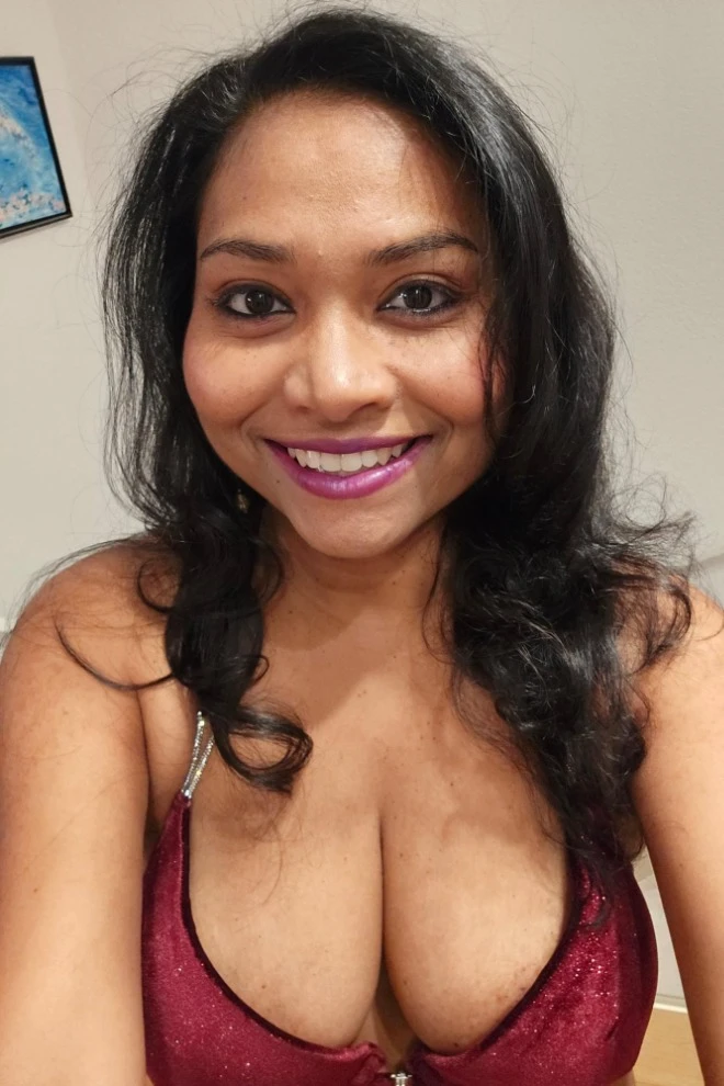 Desi Cute Beautiful Tamil Sexy Wife Full Nude