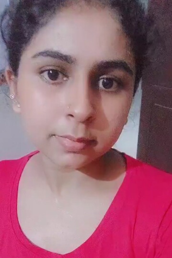 Nikane Beautiful Girlfriend Showing Boobs