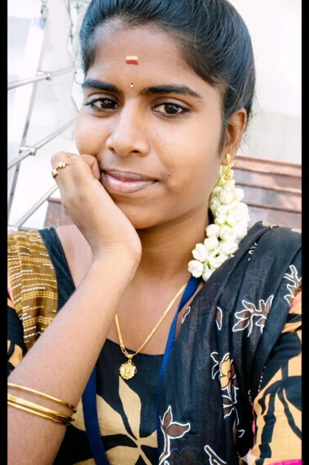 Tamil Big Boobs Wife Showing Dhana