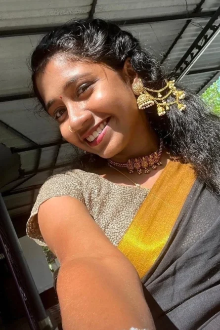 Slim Tamil Girl Fucking With Boyfriend